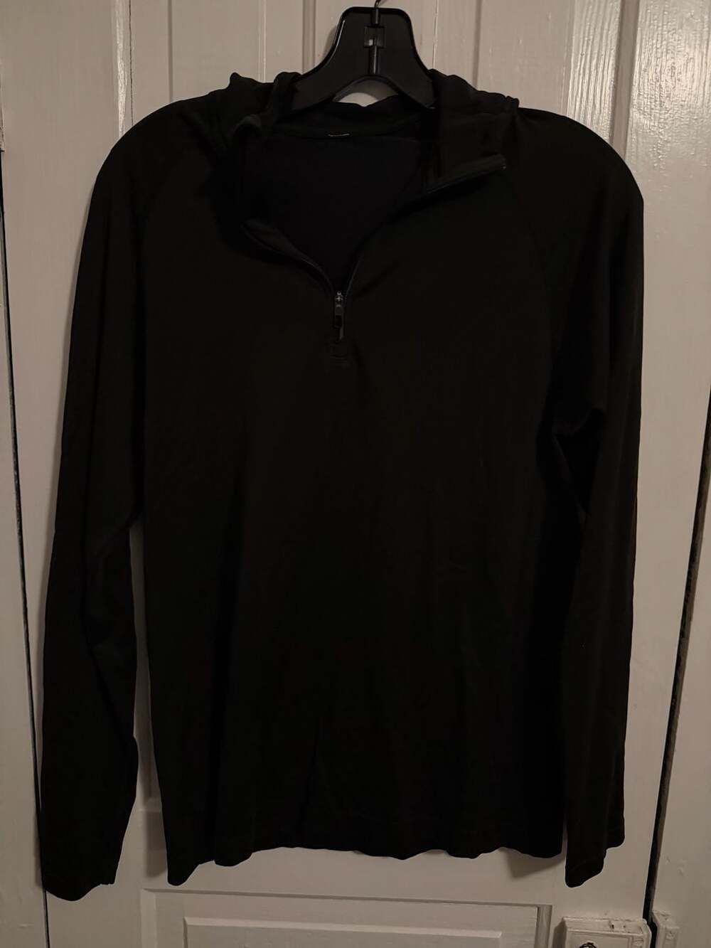 Lululemon Men's Black Half-Zip Athletic Hoodie Small
